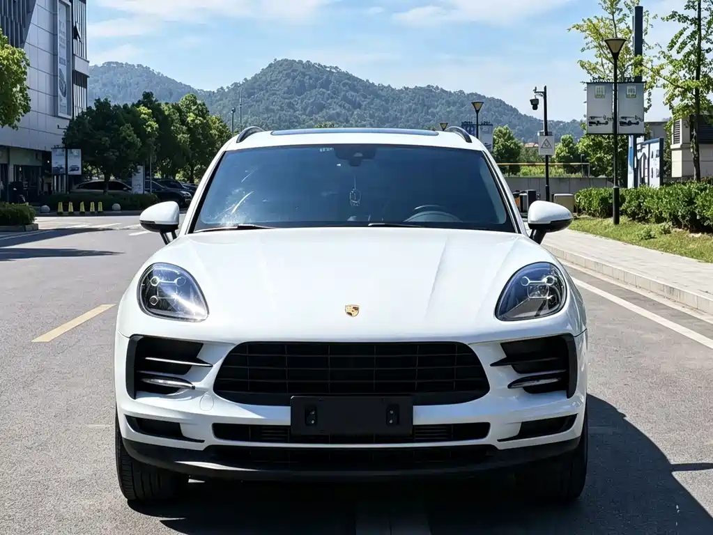 Porsche Macan — миниатюра 2
