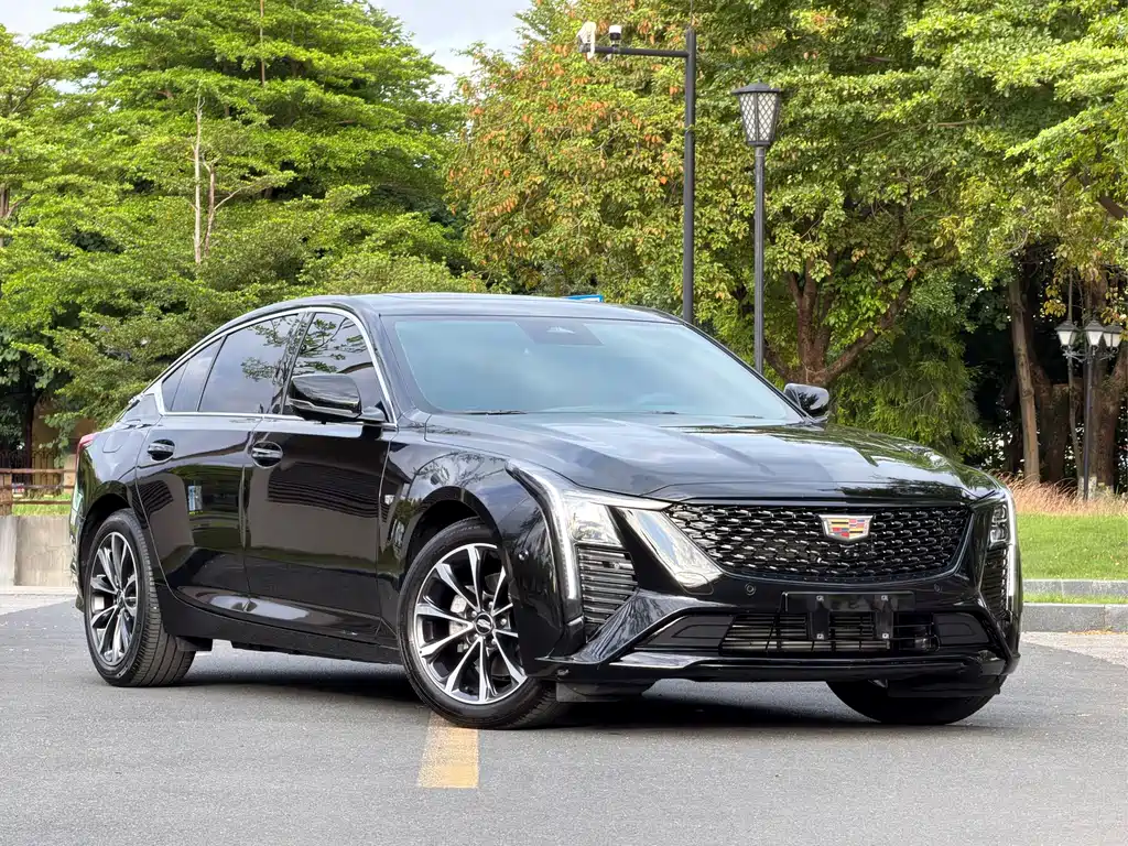 Cadillac CT5 — миниатюра 2