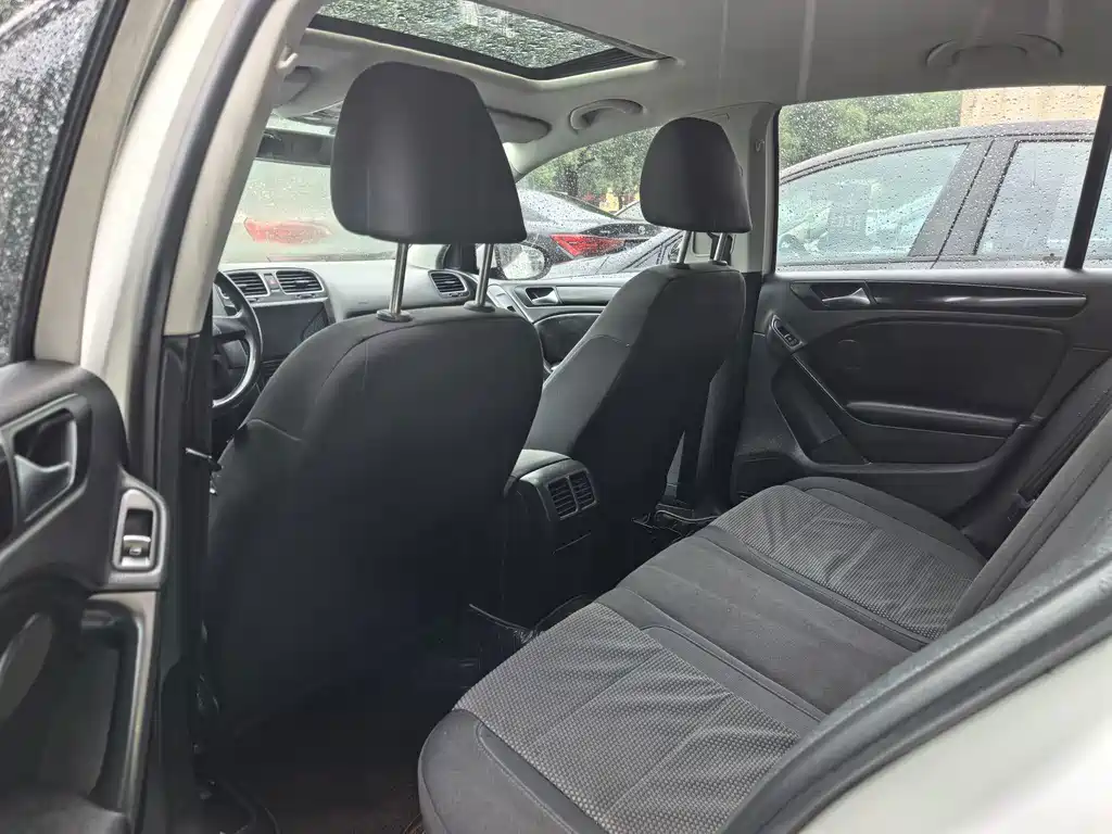 Volkswagen Golf — миниатюра 9