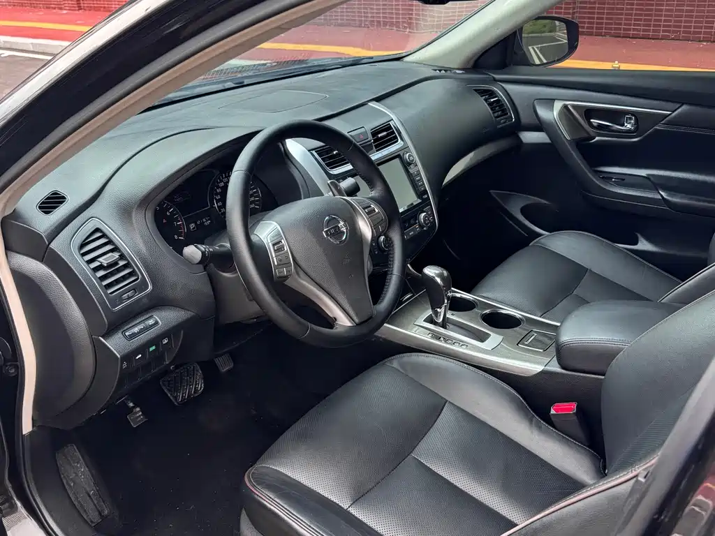 Nissan Teana — миниатюра 8