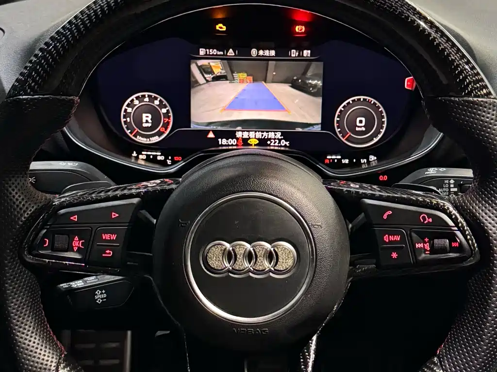 AUDI TT