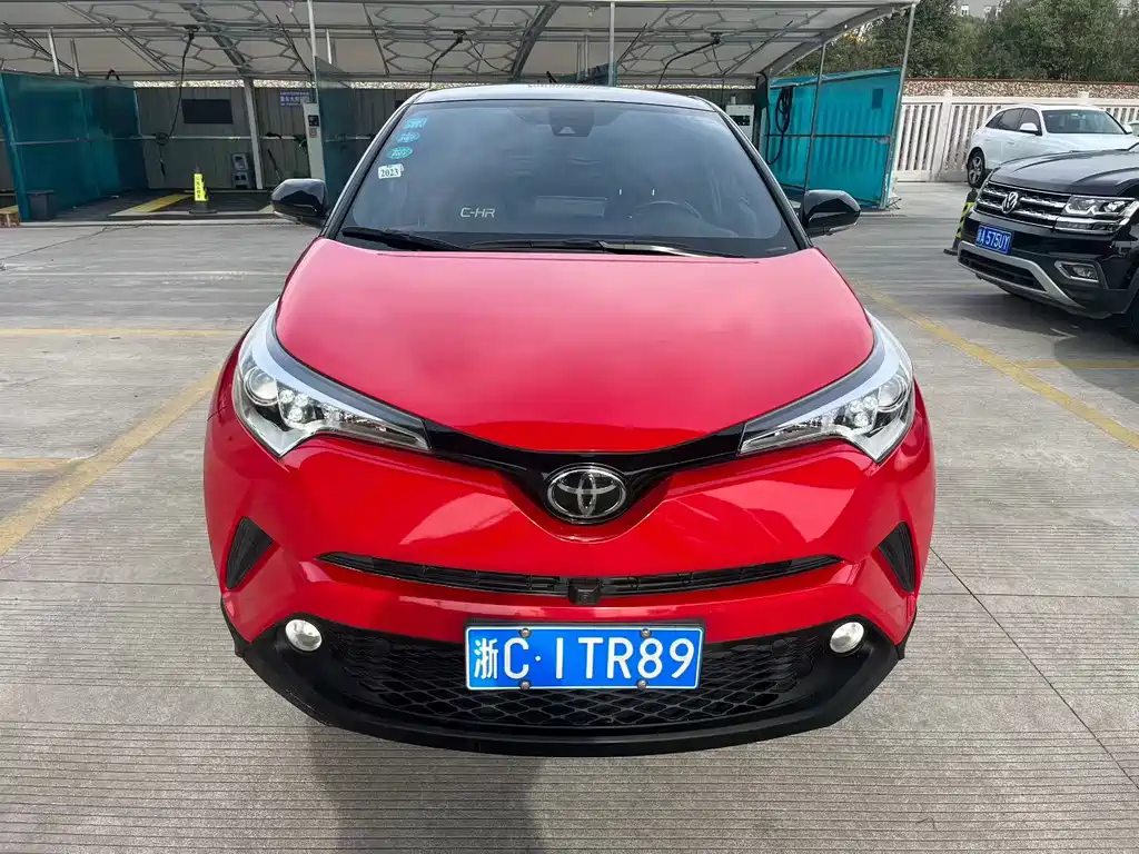 TOYOTA C HR
