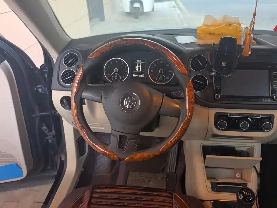 Volkswagen Tiguan — миниатюра 15
