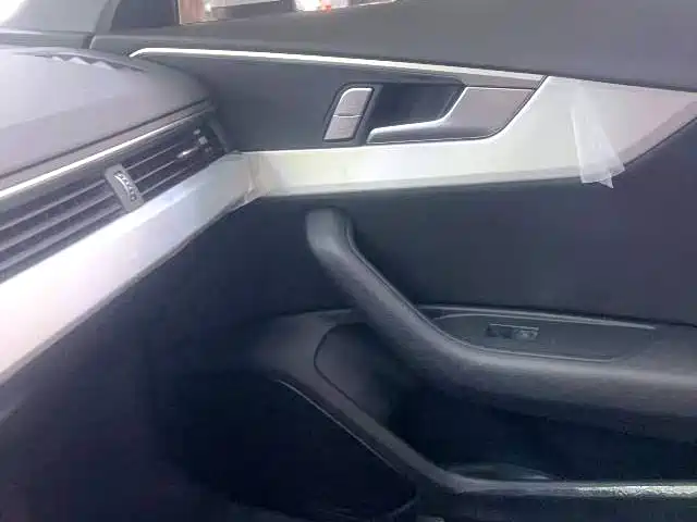 Audi A4L 2025 200 Enjoy 40 TFSI Fashion
