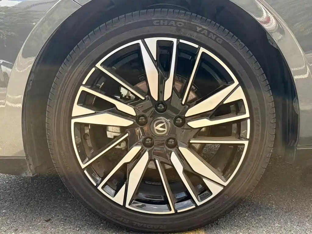 Changan Eado — миниатюра 8