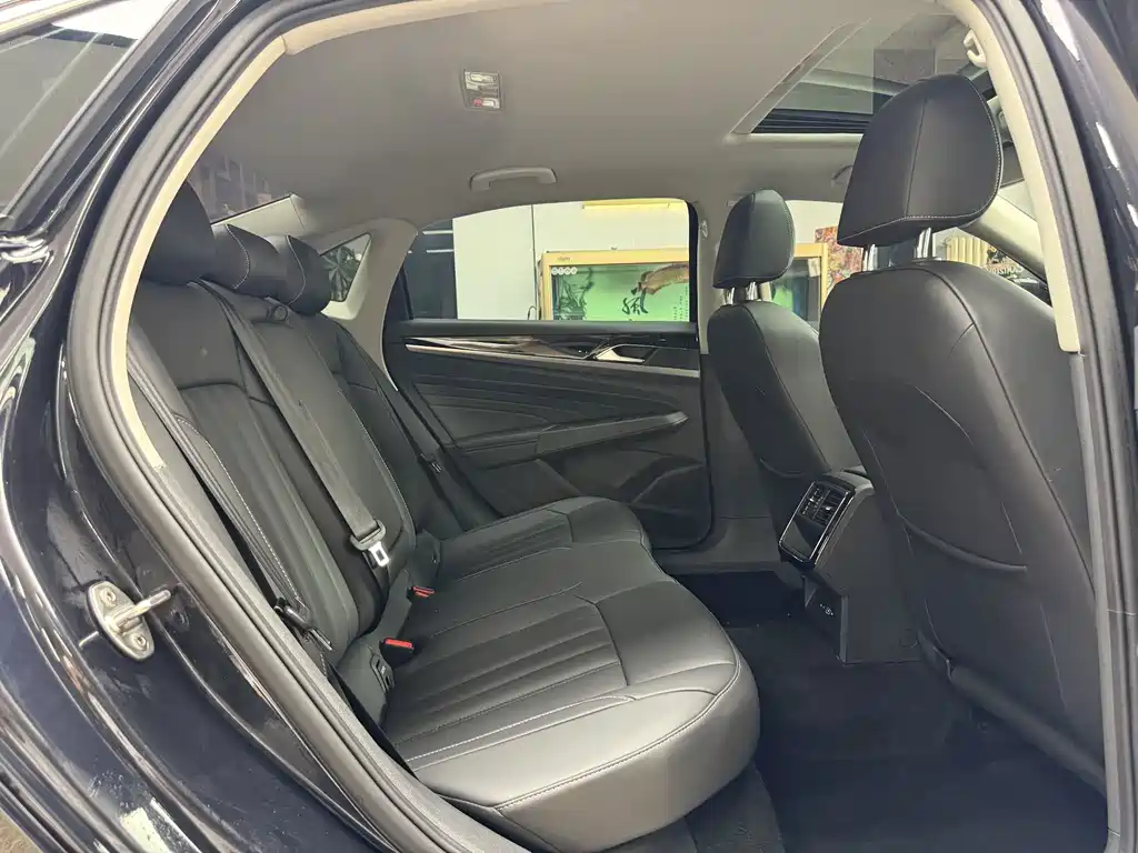 Volkswagen Passat — миниатюра 22