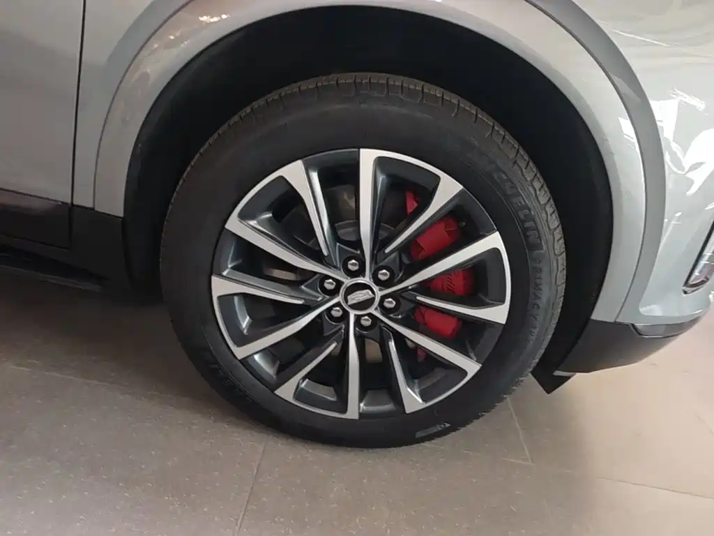 Cadillac XT5 — миниатюра 12