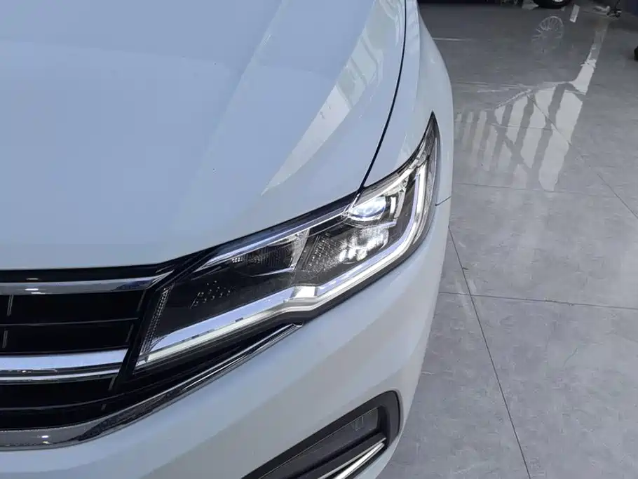 Volkswagen Bora — миниатюра 5