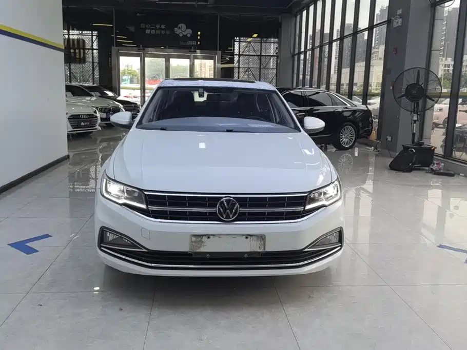 Volkswagen Bora — миниатюра 2