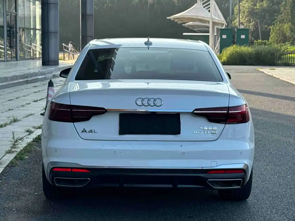 Audi A4L — миниатюра 5