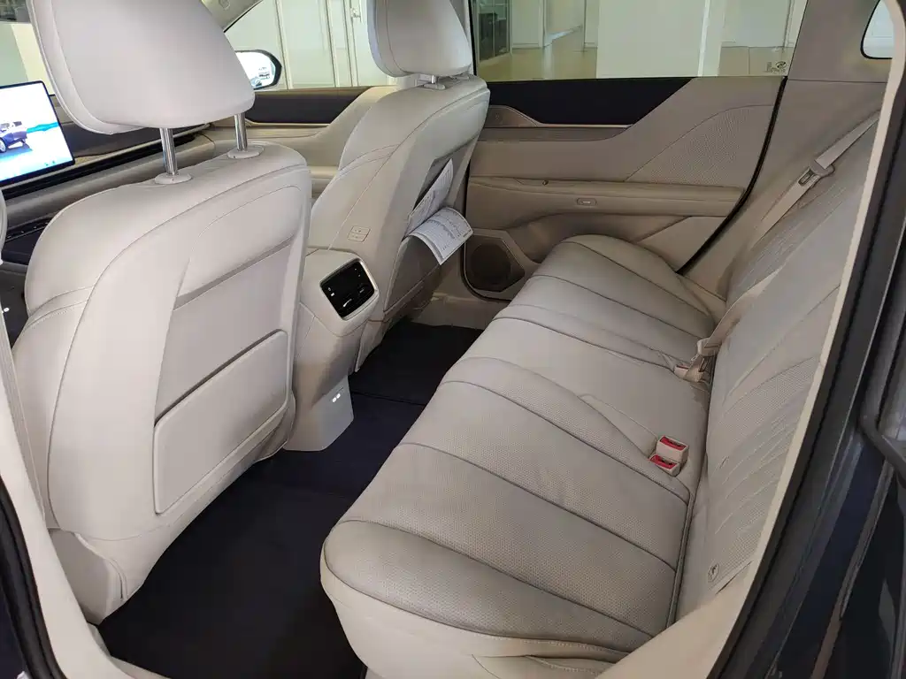 Buick Electra L7 — миниатюра 22