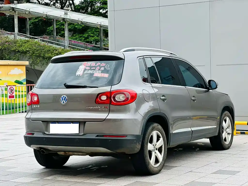 Volkswagen Tiguan — миниатюра 7
