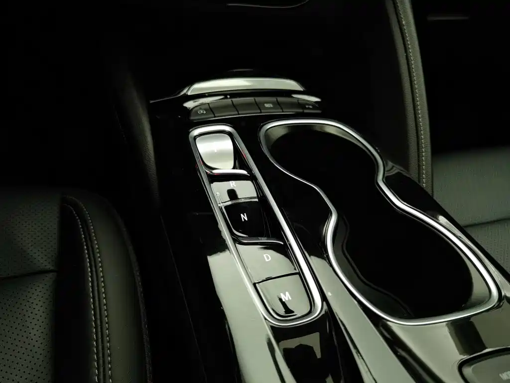 Buick Envision S — миниатюра 13