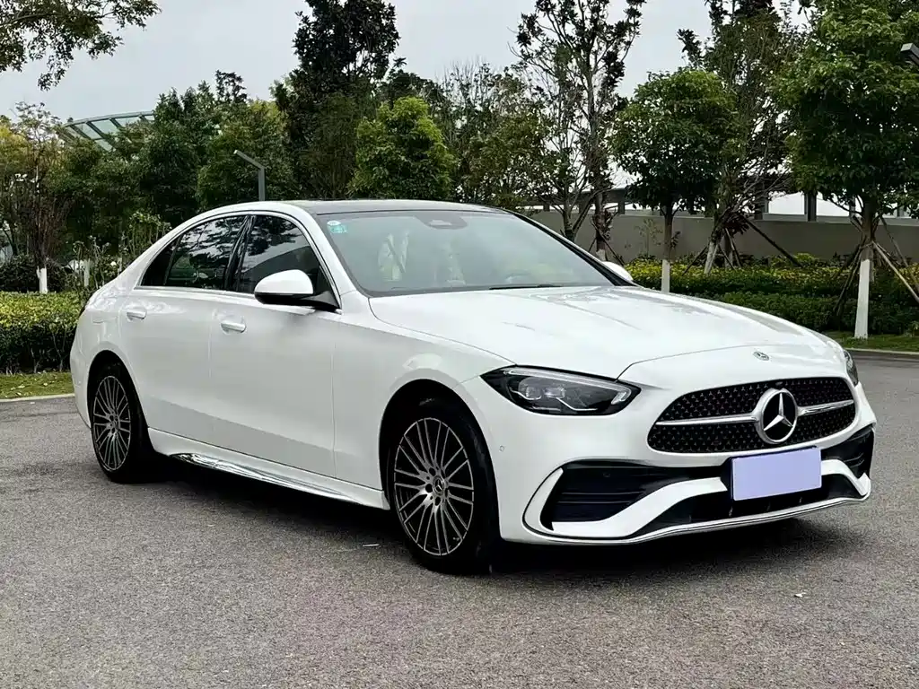 Mercedes-Benz C-Class — миниатюра 3