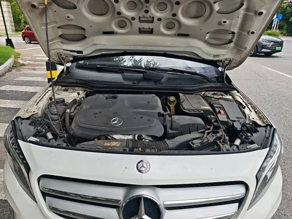 Mercedes-Benz GLA — миниатюра 16