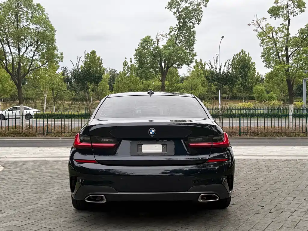 BMW 3 Series — миниатюра 8