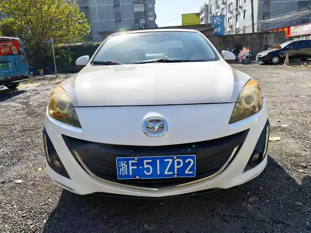Mazda 3 Xingcheng 2016