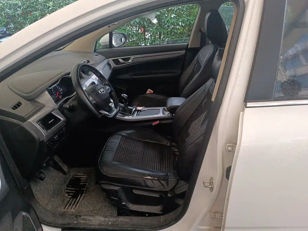 Geely Emgrand GS — миниатюра 11