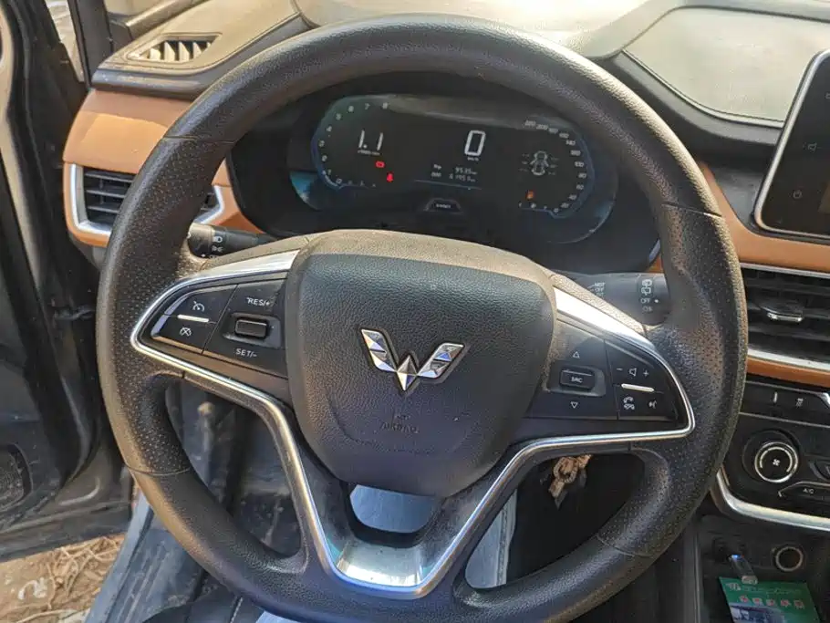 Wuling Hongguang S3 — миниатюра 15