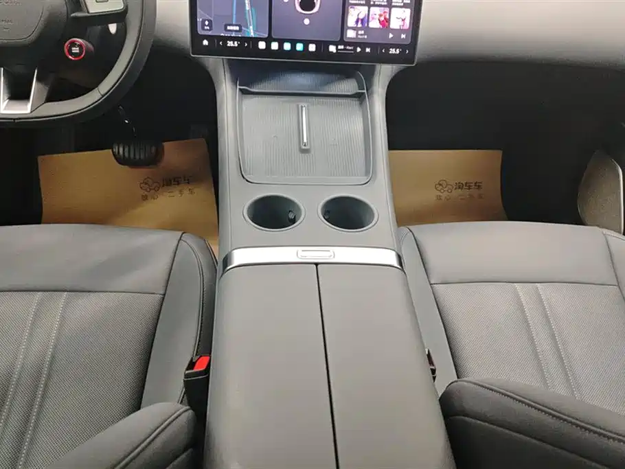 XIAOMI CAR XIAOMI YU7
