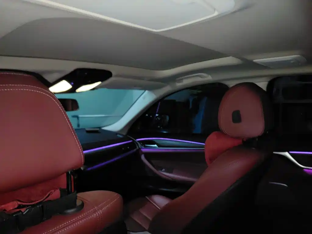 BMW 5 Series — миниатюра 19