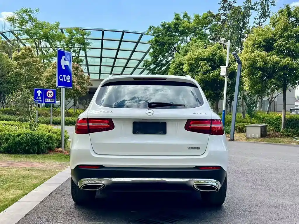 Mercedes-Benz GLC — миниатюра 7