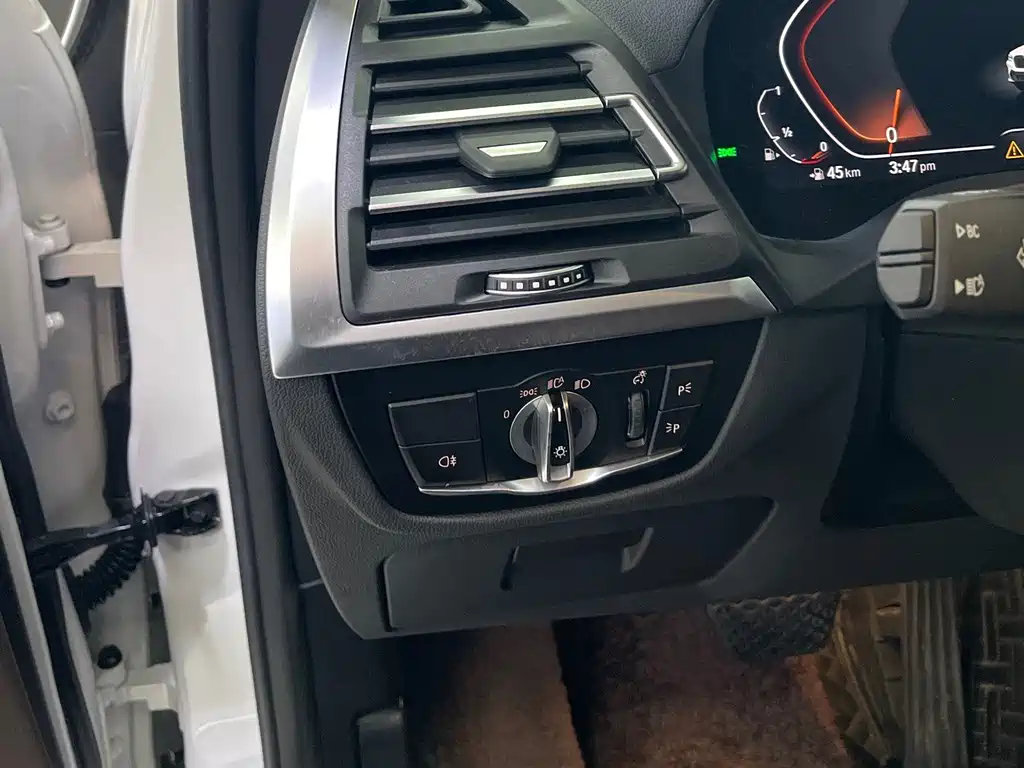 BMW X3 — миниатюра 12