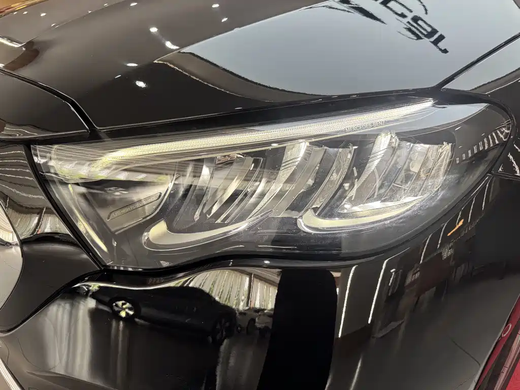 Mercedes-Benz E-Class — миниатюра 33