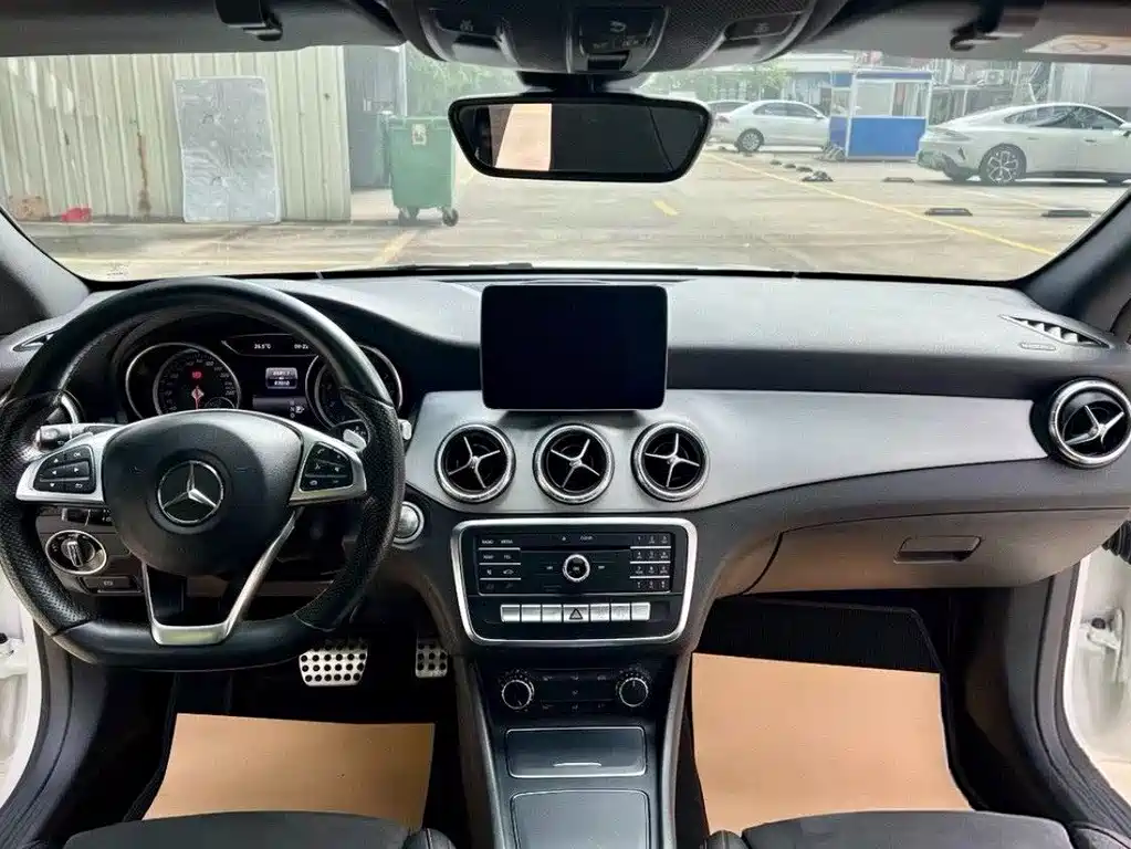 Mercedes-Benz CLA 2019 CLA 220 4MATIC