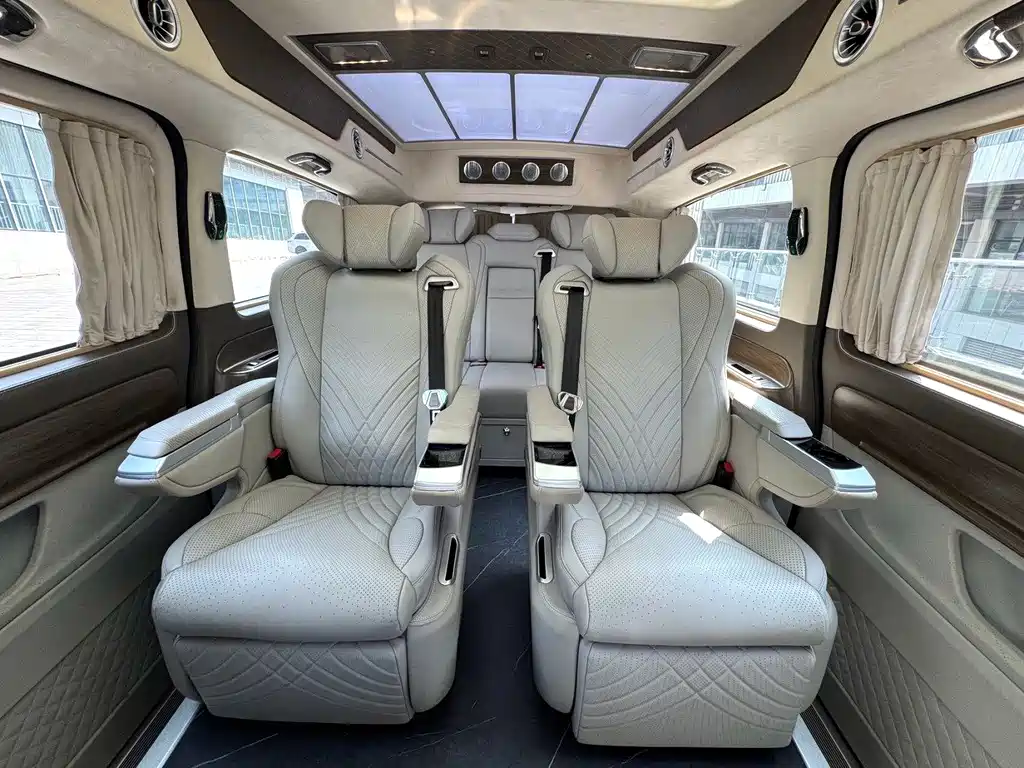 Mercedes-Benz Vito — миниатюра 6