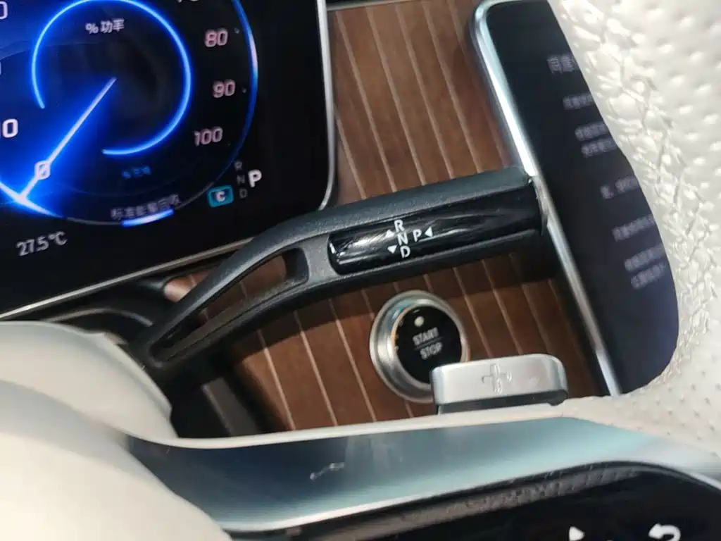 Mercedes-Benz EQE — миниатюра 14