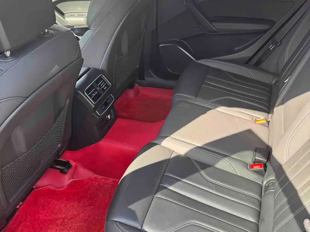 Audi Q5L — миниатюра 5