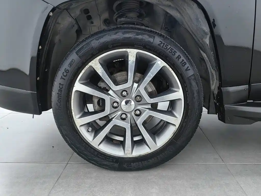 Jeep Compass (Import) — миниатюра 17