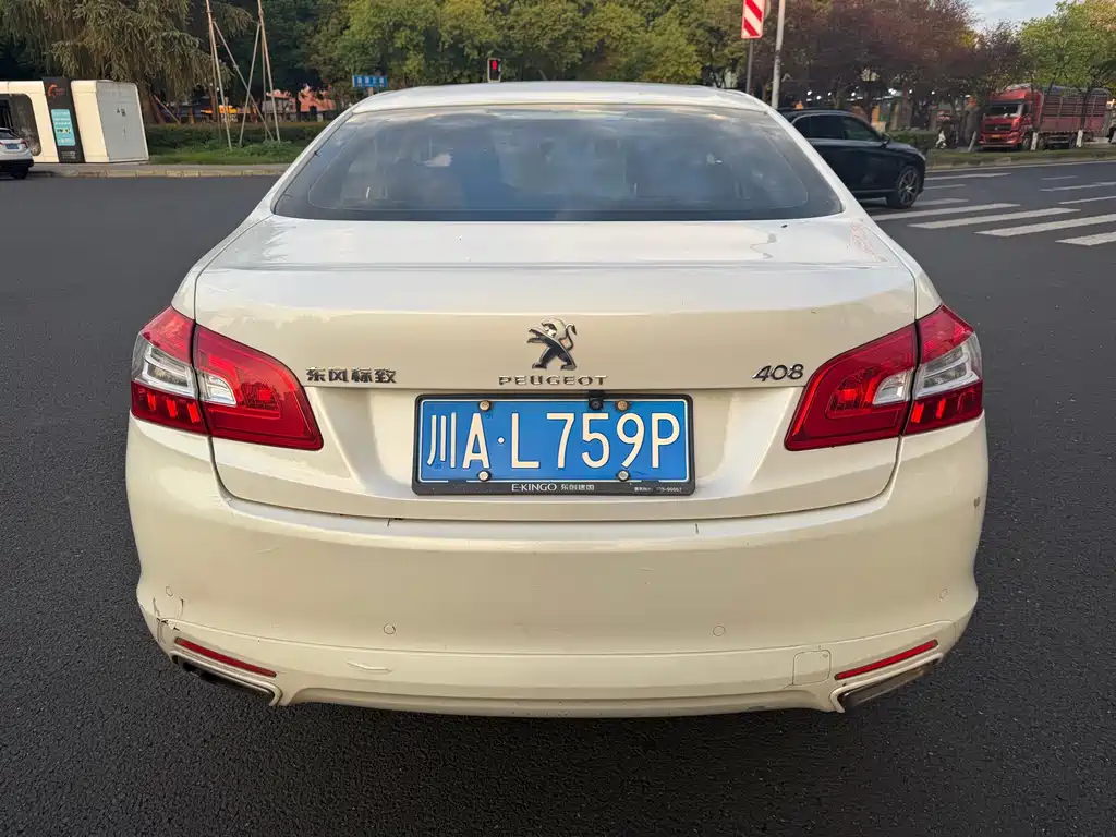 Peugeot 408 — миниатюра 6