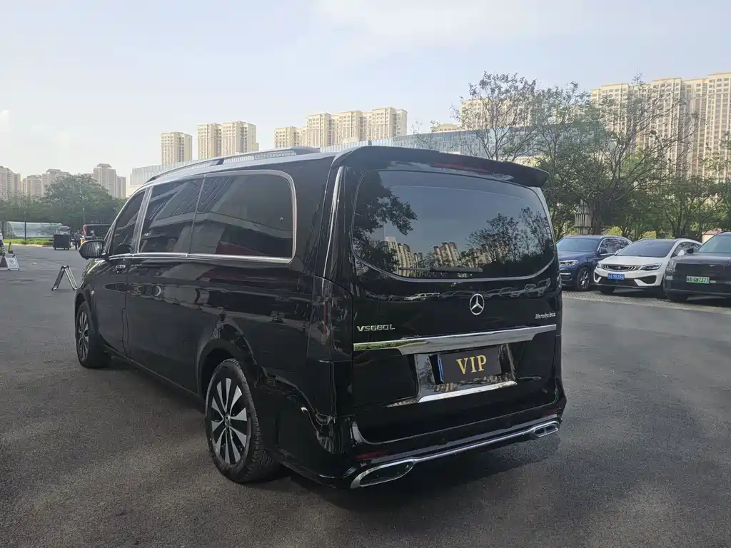 Mercedes-Benz Vito — миниатюра 6