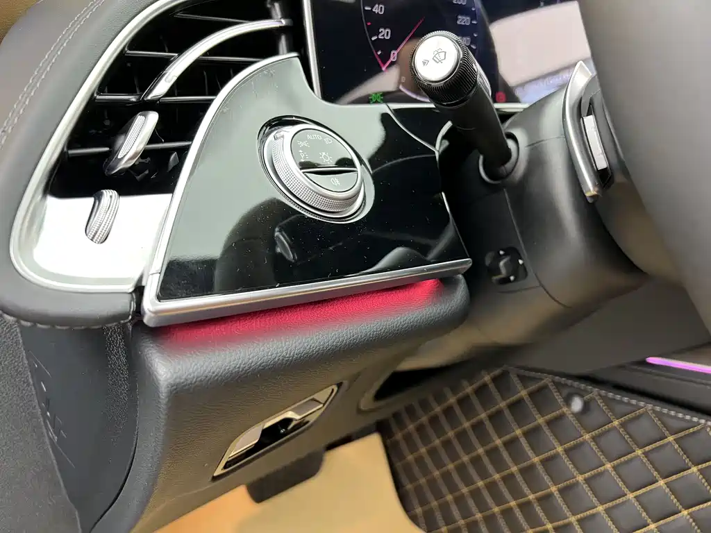 Mercedes-Benz E-Class E 2025 E 300 L Luxury
