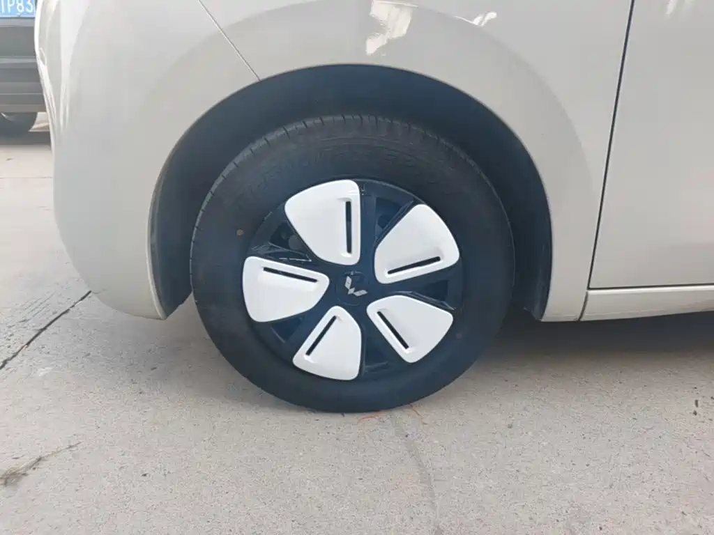 Wuling MINIEV — миниатюра 23