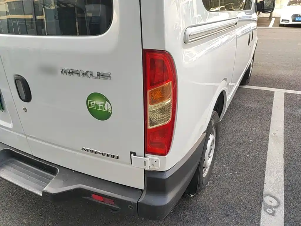MAXUS V80 — миниатюра 8