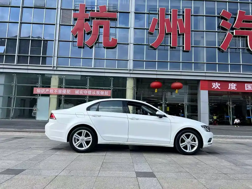 Volkswagen Lamando — миниатюра 3