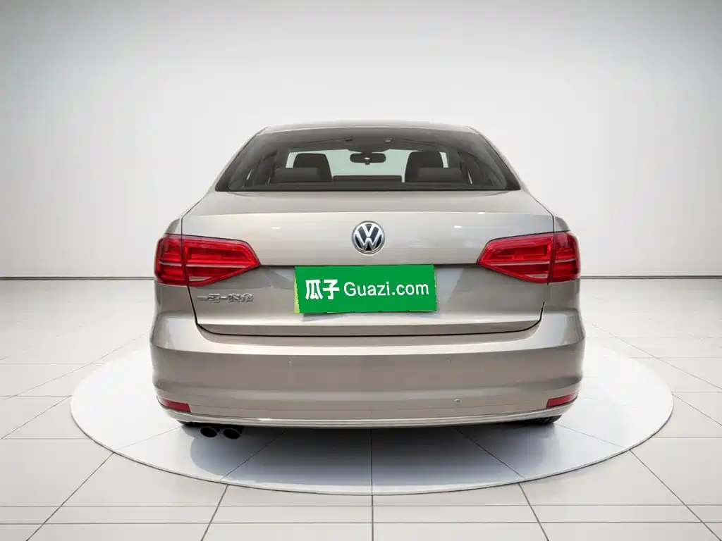 Volkswagen Sagitar — миниатюра 5