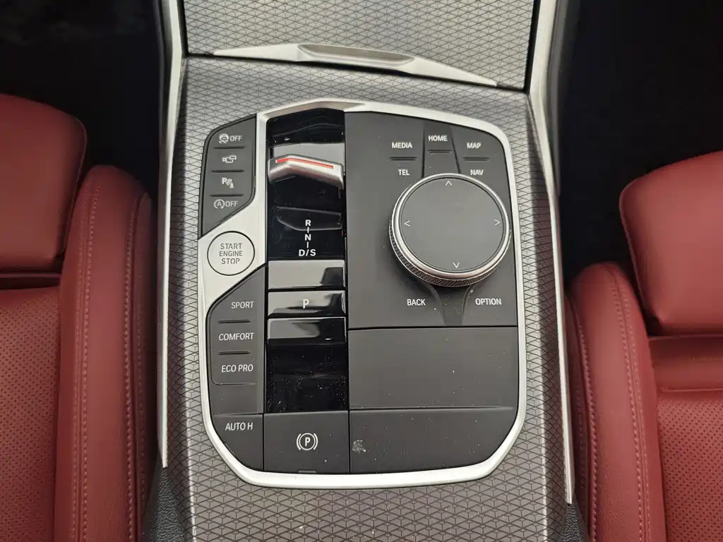 BMW 3 Series — миниатюра 14