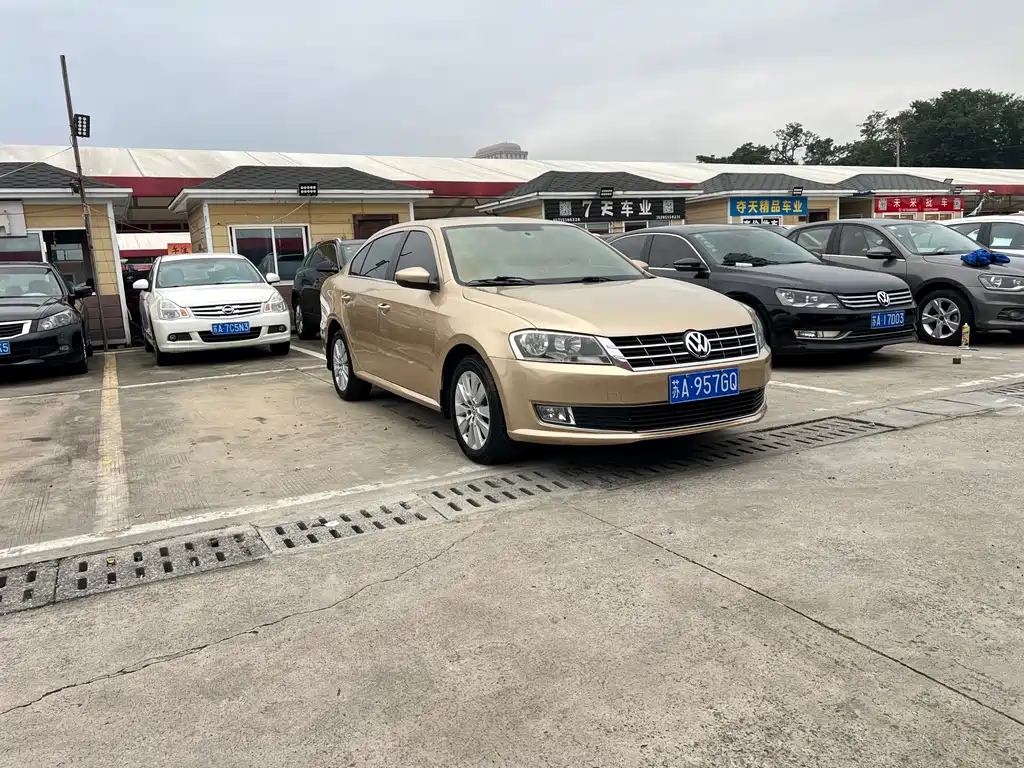 Volkswagen Lavida — миниатюра 2