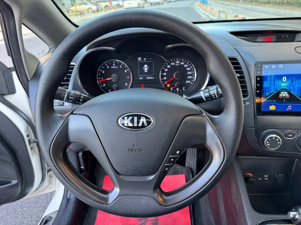 Kia K3 — миниатюра 12
