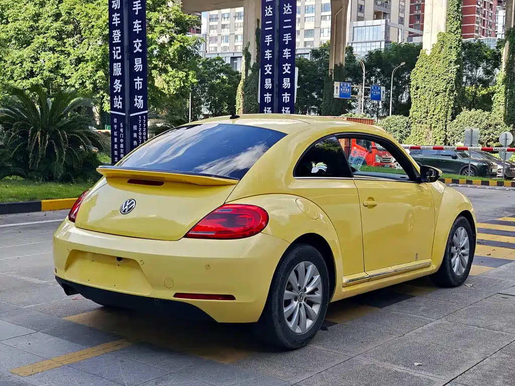 Volkswagen Beetle — миниатюра 7