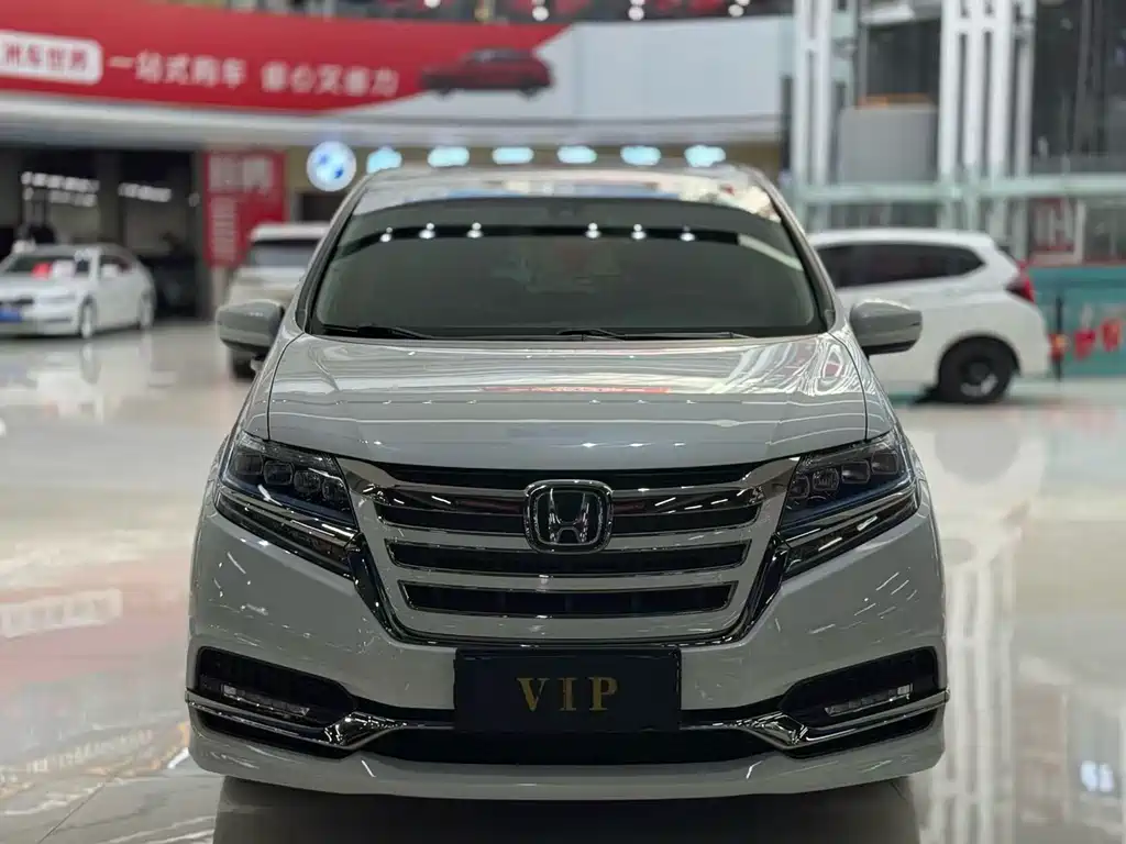 Honda Elysion 2016 2.4L