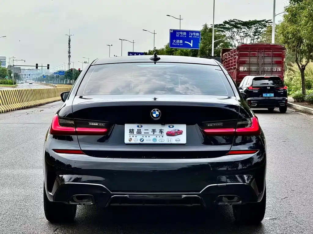BMW 3 Series — миниатюра 8