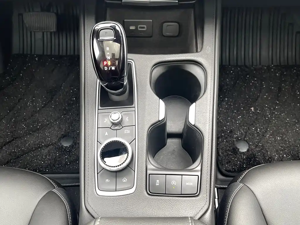 Cadillac XT4 — миниатюра 18
