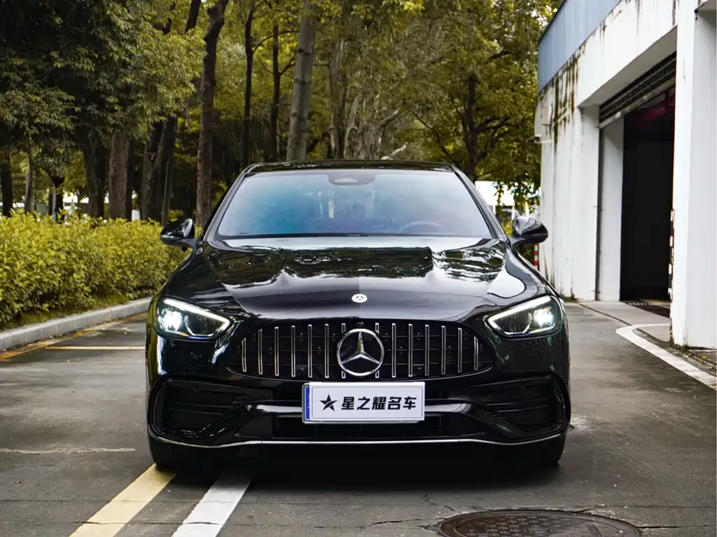 Mercedes-Benz C-Class — миниатюра 3