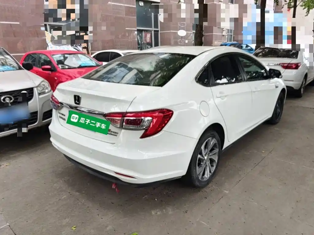 Luxgen Luxgen 5 — миниатюра 7
