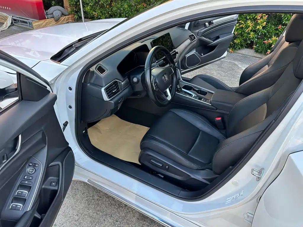Honda Accord — миниатюра 5
